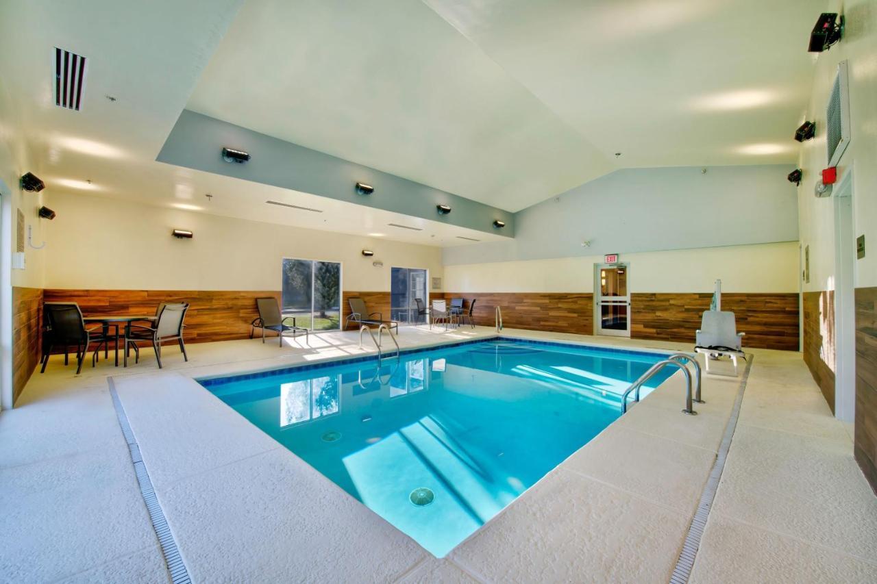 Fairfield Inn & Suites By Marriott Cortland Buitenkant foto